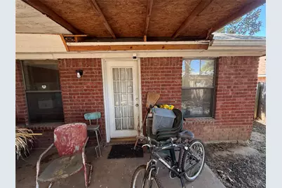 2123 Turf Club Drive, Arlington, TX 76017 - Photo 2