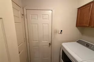 2123 Turf Club Dr, Arlington, TX 76017 - Photo 8