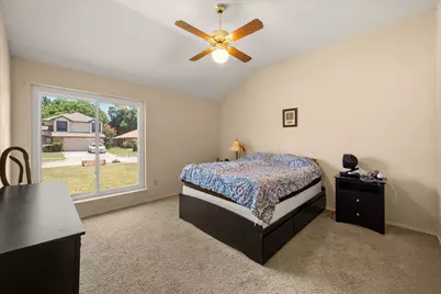 4959 Shady Oak Trail, Grand Prairie, TX 75052 - Photo 16