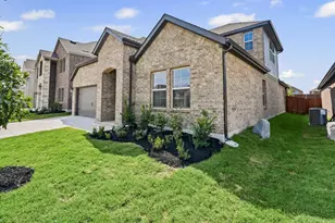 4829 Silver Touch Rd, Aubrey, TX 76227 - Photo 12