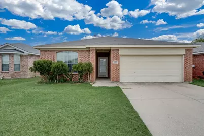 1025 McKavett Drive, Fort Worth, TX 76140 - Photo 1