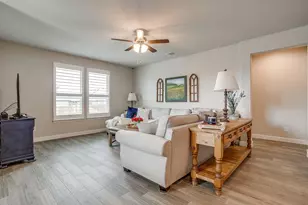 1201 Kerrville Ln, Weatherford, TX 76087 - Photo 16
