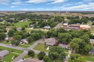 524 N Dallas St, Van Alstyne, TX 75495 - Photo 34