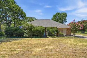 213 White Dr, Colleyville, TX 76034 - Photo 1
