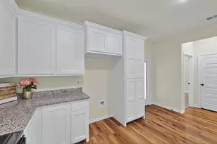 415 Martin Luther King Jr St, Sulphur Springs, TX 75482 - Photo 14