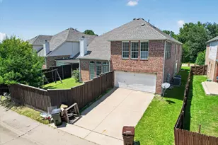 2328 Hunters Run Dr, Plano, TX 75025 - Photo 38