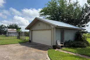 446 Co Rd 1605, Ravenna, TX 75476 - Photo 10