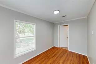 1415 N Luckett St, Sherman, TX 75090 - Photo 10