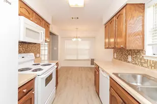 6001 Old Mill Ct, Watauga, TX 76148 - Photo 6