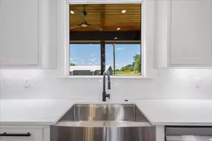 17402 Woodcrest Cir, Lindale, TX 75771 - Photo 18