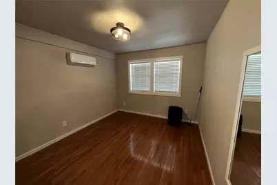 908 Fairview Street, Graham, TX 76450 - Photo 16