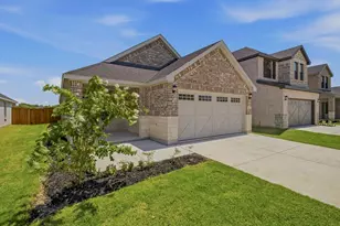 2025 Whispering Ln, Celina, TX 75009 - Photo 1