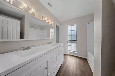 11136 McCree Road, Dallas, TX 75238 - Photo 6