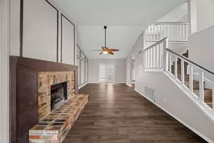 11136 McCree Rd, Dallas, TX 75238 - Photo 16