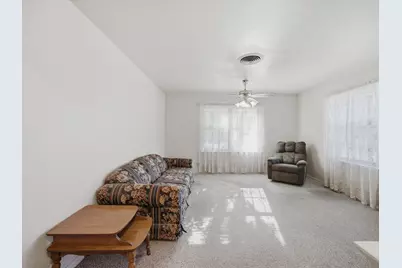 1313 Crestridge Street, Ennis, TX 75119 - Photo 12