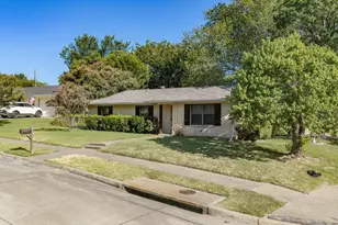 1313 Crestridge St, Ennis, TX 75119 - Photo 6