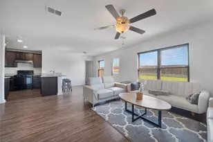 4505 Mares Tail Dr, Forney, TX 75126 - Photo 2