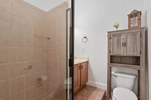 5609 Lindell Ave, Dallas, TX 75206 - Photo 26