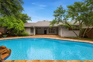6908 Heatherknoll Dr, Dallas, TX 75248 - Photo 10