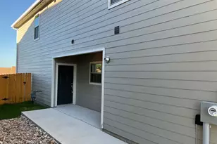 327 Stone Ct, Princeton, TX 75407 - Photo 2