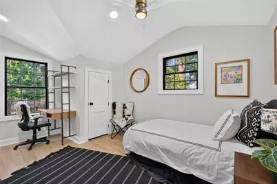 1010 Valencia Street, Dallas, TX 75223 - Photo 30