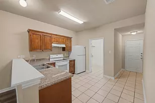 3124 Cherry Ln, Fort Worth, TX 76116 - Photo 4
