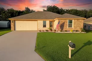 3011 Cricket Dr, Bellmead, TX 76705 - Photo 4