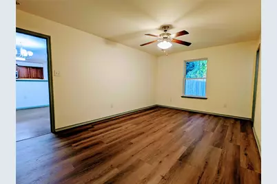 3011 Cricket Drive, Bellmead, TX 76705 - Photo 10