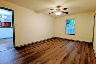 3011 Cricket Dr, Bellmead, TX 76705 - Photo 10
