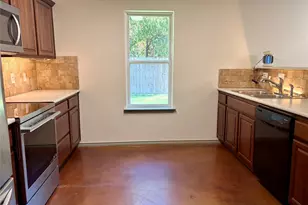 3011 Cricket Dr, Bellmead, TX 76705 - Photo 6