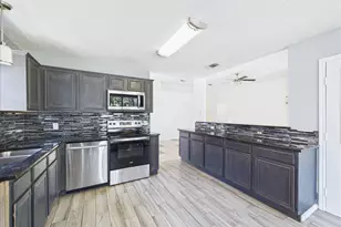 1104 Brandy Station Rd, Grand Prairie, TX 75052 - Photo 10