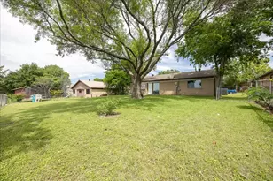 722 Meadowglen Dr, Duncanville, TX 75137 - Photo 22