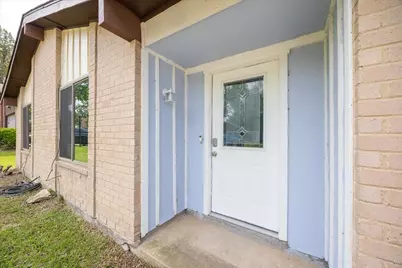 722 Meadowglen Drive, Duncanville, TX 75137 - Photo 4