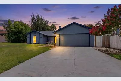 3508 Grande Bulevar, Irving, TX 75062 - Photo 1