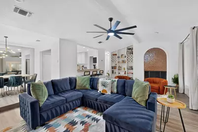 3508 Grande Bulevar, Irving, TX 75062 - Photo 4