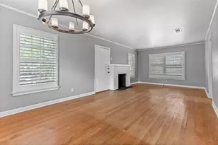 1510 S Montreal Ave S, Dallas, TX 75208 - Photo 2