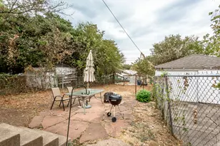 1510 S Montreal Ave S, Dallas, TX 75208 - Photo 18