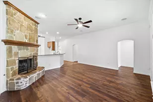 8210 Carter St, Lantana, TX 76226 - Photo 16