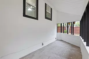 611 Cherry St, Bowie, TX 76230 - Photo 26