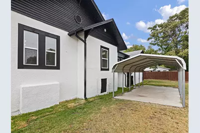 611 Cherry Street, Bowie, TX 76230 - Photo 30
