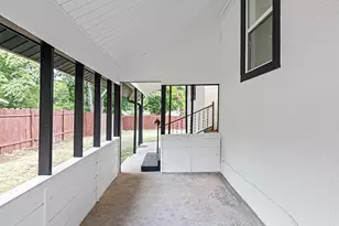 611 Cherry St, Bowie, TX 76230 - Photo 28