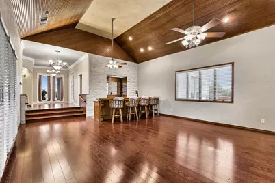 13116 Hillcrest Boulevard, Fort Worth, TX 76244 - Photo 16