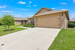 3202 San Marcos Dr, Forney, TX 75126 - Photo 4