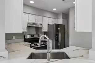 5325 Bent Tree Forest Dr, Dallas, TX 75248 - Photo 10