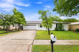 1721 Overbrook Dr, Arlington, TX 76014 - Photo 2