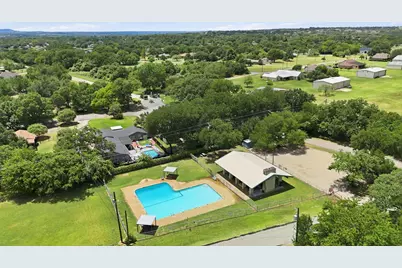 4417 Wildwood Circle, Granbury, TX 76049 - Photo 40