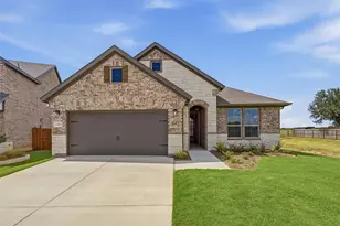 3401 Helena St, Gainesville, TX 76240 - Photo 2