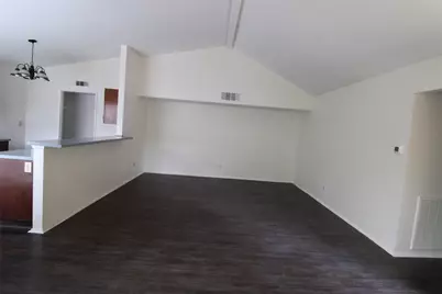 407 Pogue Street, Cedar Hill, TX 75104 - Photo 2