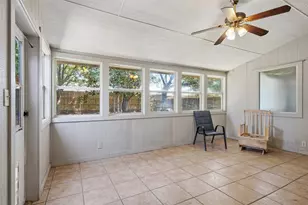 4013 Azalea Dr, Haltom City, TX 76137 - Photo 16