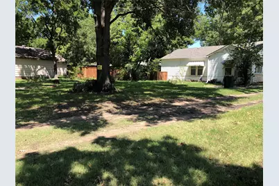 1115 W Lamar Street, Sherman, TX 75092 - Photo 2